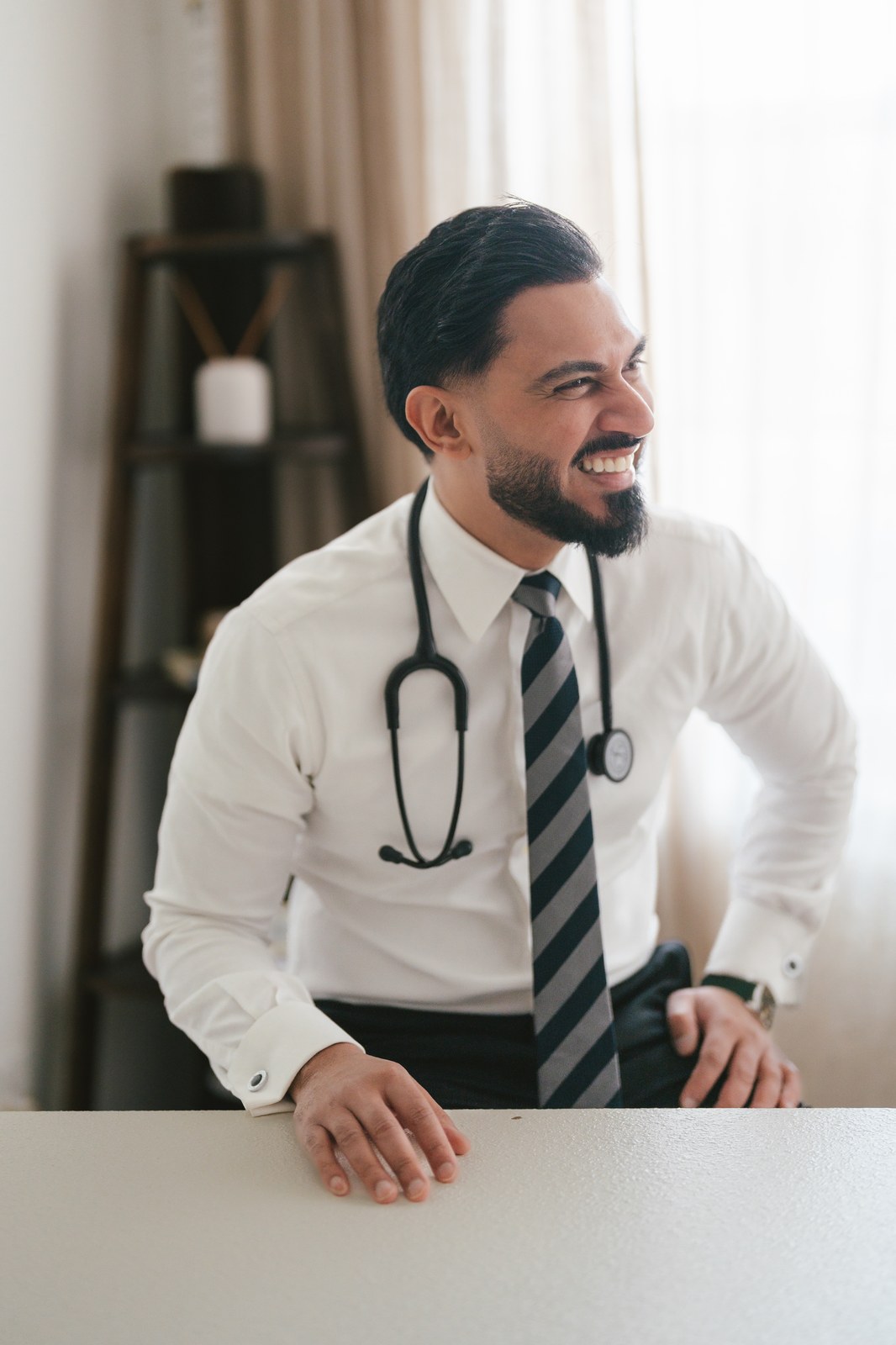 Dr. Ruan Vasandani, MD